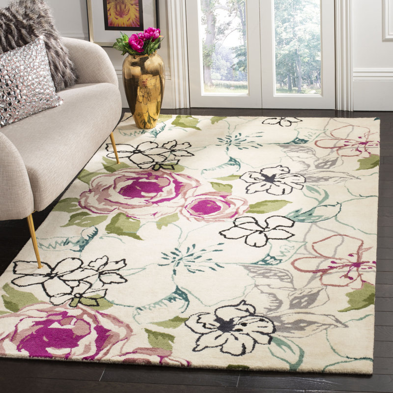 Matthews Floral Handmade Tufted Wool Pink/Green/Beige Area Rug, Rectangle 5' x 8'