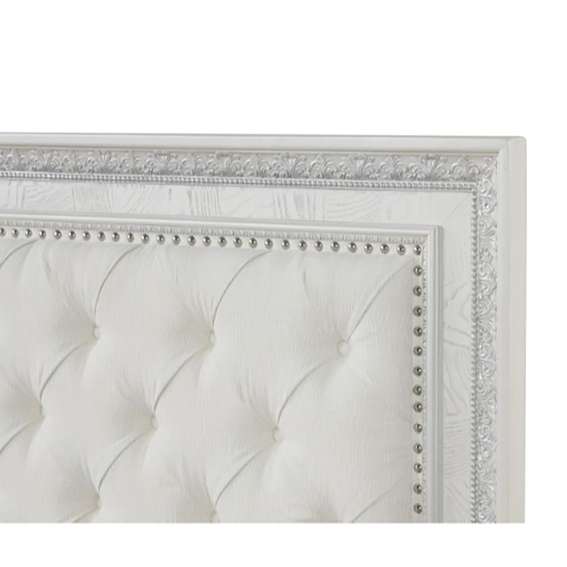 Sahnke Upholstered Bed