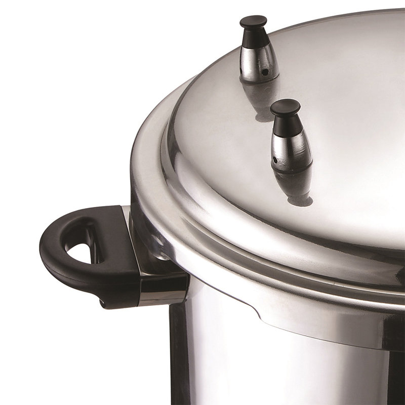 Brentwood 9.5 Qt. Pressure Cooker