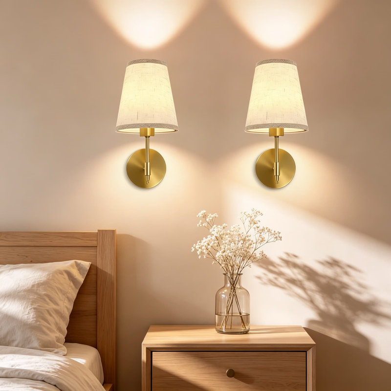 Ensemble de deux appliques murales en laiton à piles avec télécommande, lampe murale sans fil rechargeable pour le salon de la chambre à coucher, intensité variable RVB 15 couleurs