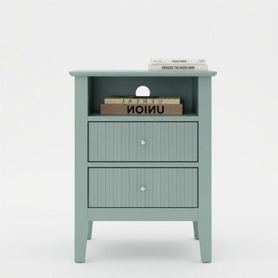 18-Inch Modern Green Fluted Nightstand with 2 Drawers - Elegant Bedside Table with Gold Accents for Small Spaces