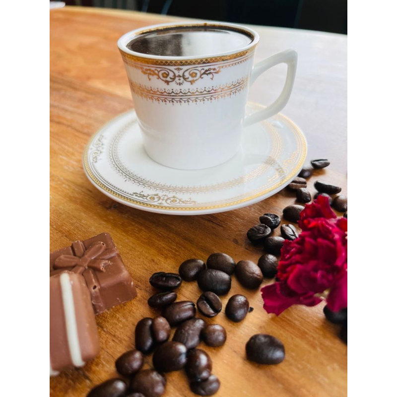 Ensemble de 6 tasses à espresso et soucoupes