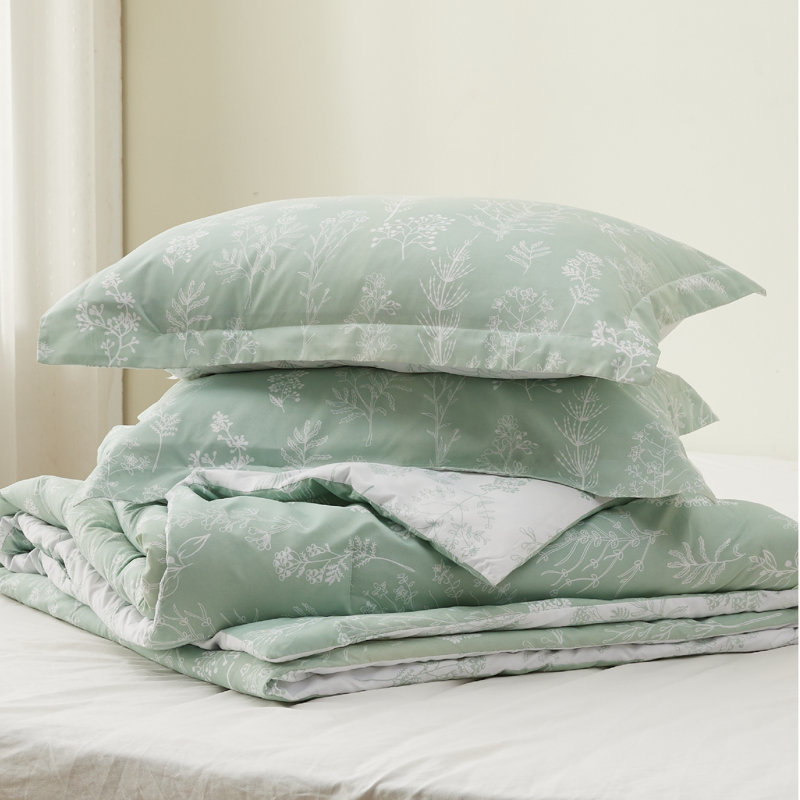 Bedsure Cute Botanical Flowers Reversible Comforter Set, Sage Green, King Comforter + 2 King Shams