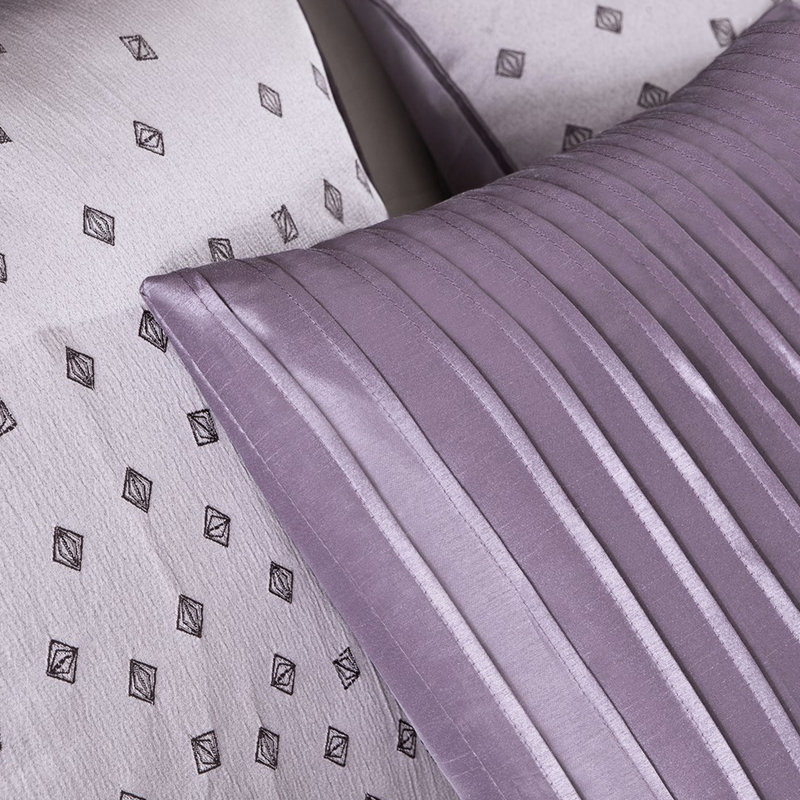 Édredon pour lit très grand - Accentuation mauve 7 lits