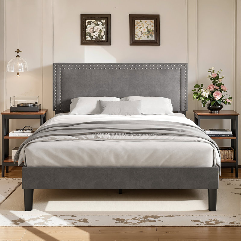 Grand lit tapissier avec 2 tables de chevet - Ensemble de chambre à coucher moderne, Grand