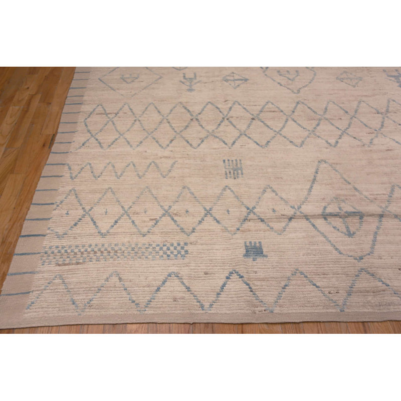 Tapis à motif géométrique tribal moderne de la collection nazmiyal