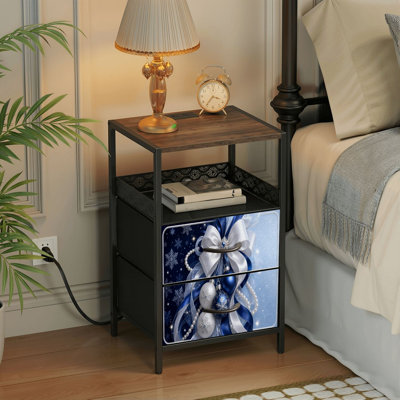 Table de chevet 2 tiroirs avec station de charge, table de chevet pour chambre à coucher avec ports USB, tablette ouverte noire, table de chevet avec ornement de Noël bleu blanc élégant, impression de rubans de composition de rubans