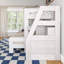 Lit superposé Modern Farmhouse avec escalier-1901218869-1901218824
