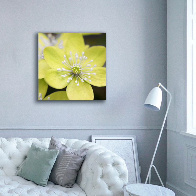 «Yellow Blossom» par PhotoINC Studio, H 37 po x l 37 po x P 1,5 po