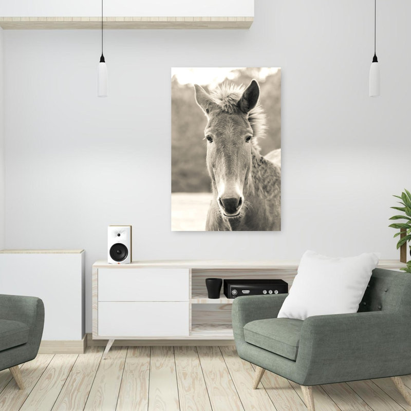 Art contemporain à cheval, H 36 po x l 24 po