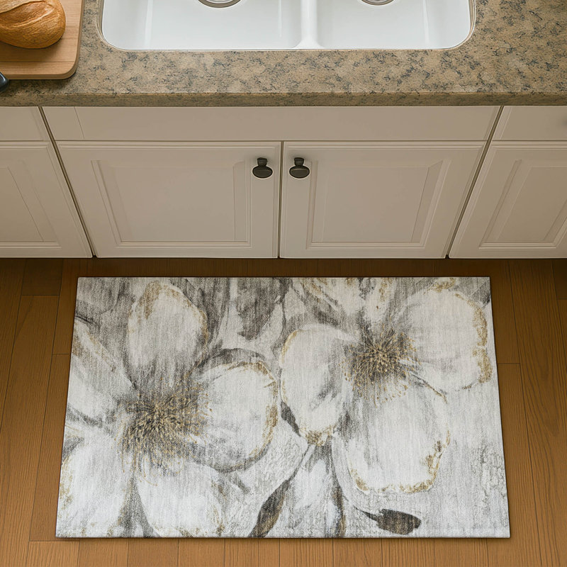 Premium Machine Washable Mayfield AMF2055 Floral Rug, 1'8" x 2'6", Silver
