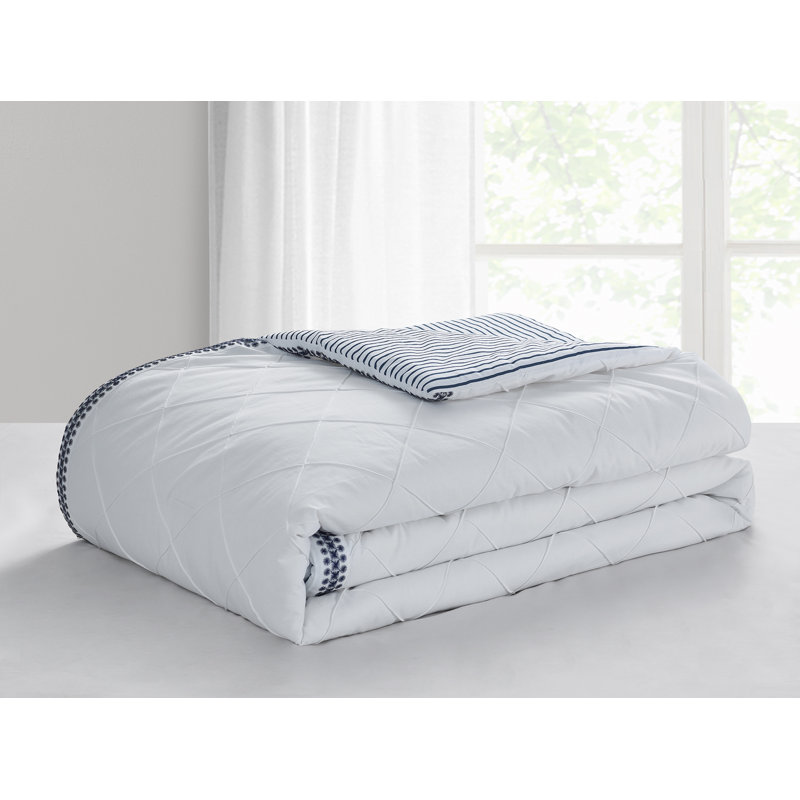 Cotton Channel Geometric Shapes Comforter, Queen Comforter + 2 Standard Shams