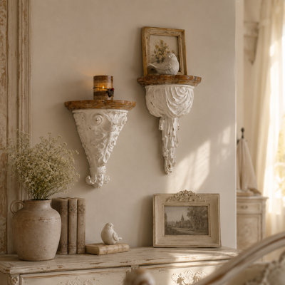 Ensemble de tablettes murales décoratives blanches vieillies