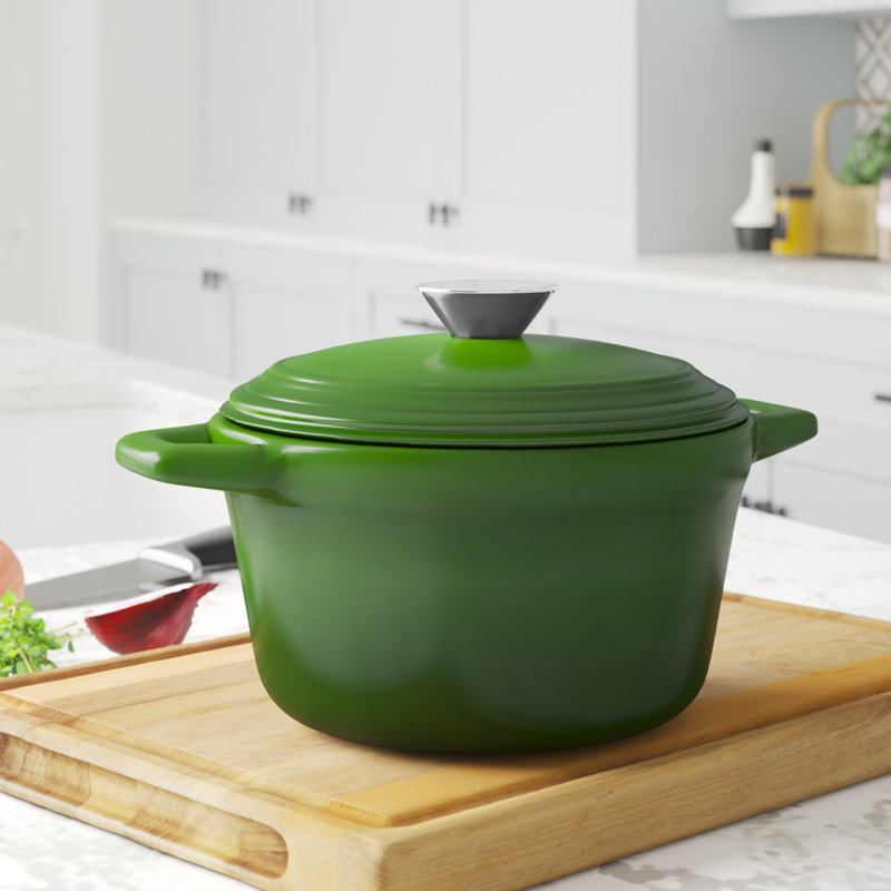 Maniteau 3 qt. Round Dutch Oven with Lid, Green