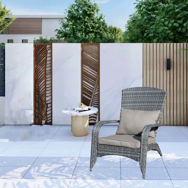 Chaise de patio avec coussins gris, pour les environnements extérieurs confortables en gris, à porter et à déchirer