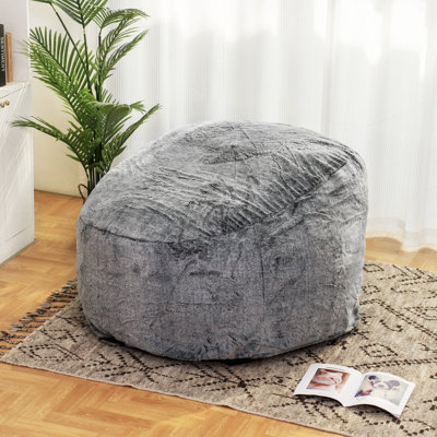 Faux Fur Classic Bean Bag by Recaceik