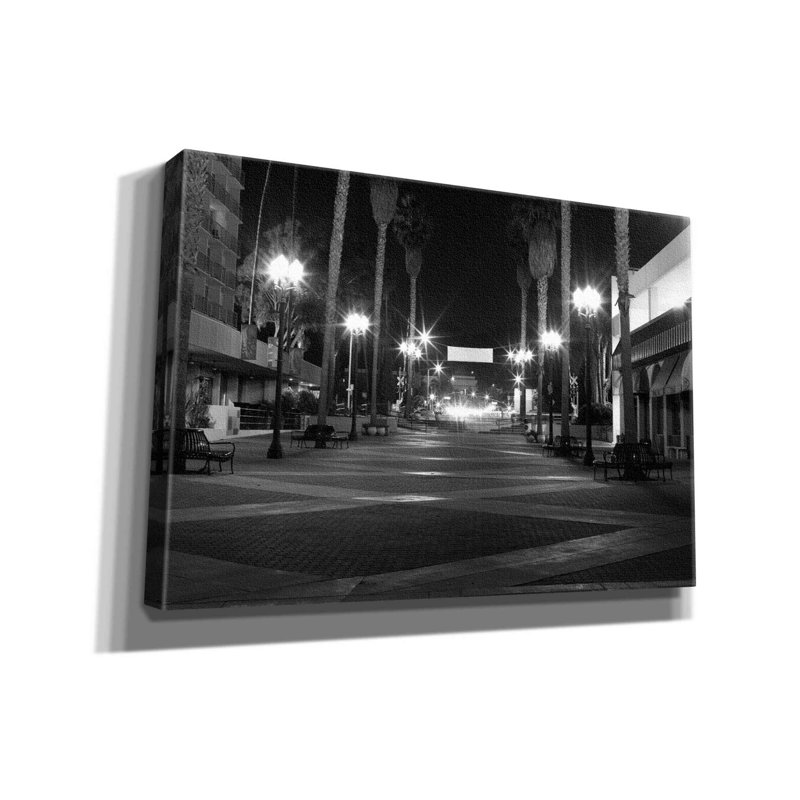 «Light My Way» par Chris Moyer, estampe numérique sur toile, H 18 po x l 26 po x P 0,75 po