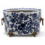 Pot à fleurs ovale en porcelaine avec bronze bleu et blanc Ormolu