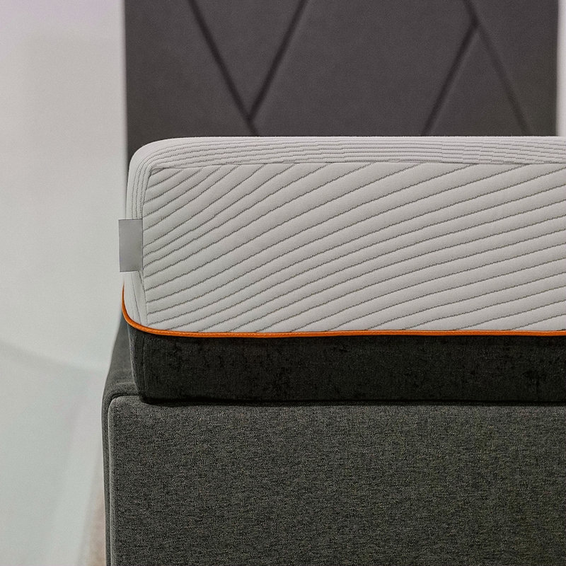 Matelas en mousse viscoélastique imprégnée de cuivre rafraîchissant, Lit double
