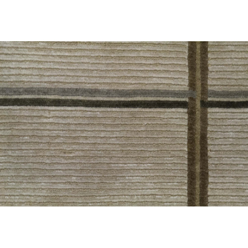 Wool Geometric Area Rug in Beige/Brown