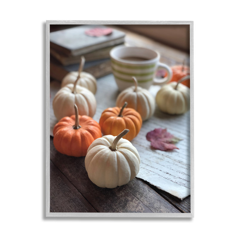 Cozy Pumpkins Scattered Leaves, H 30 po x l 24 po x P 1,5 po, Estampe numérique Farmhouse