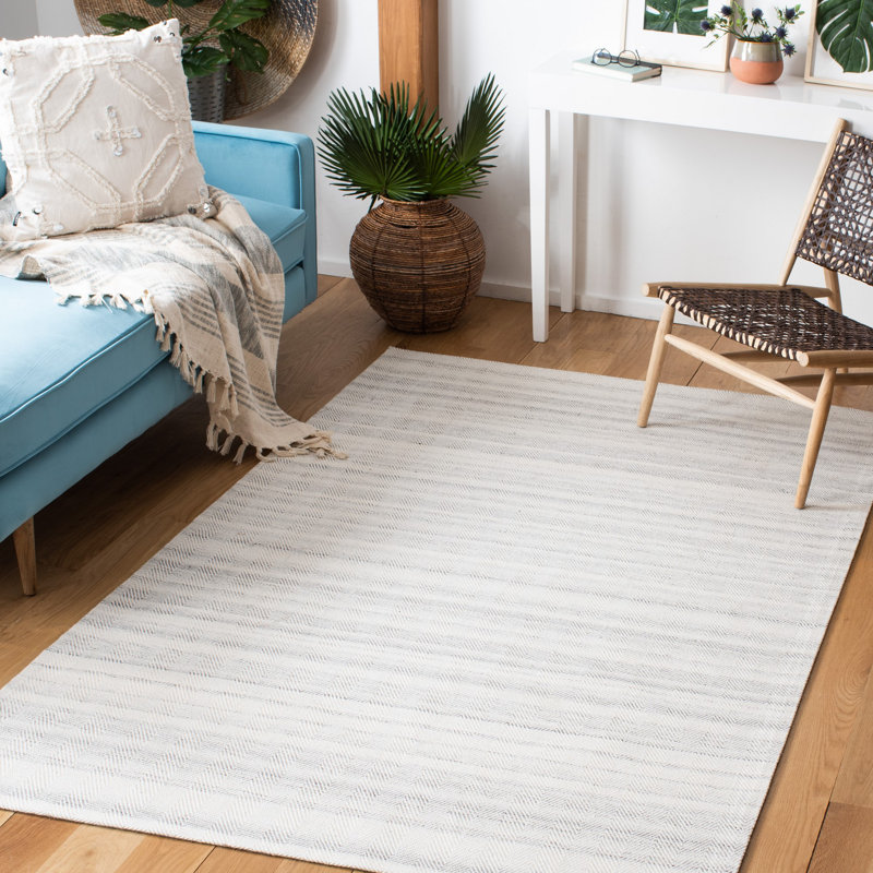 Earin Hand Woven Viscose/Wool Chevron Rug in Gray/Ivory, Rectangle 8' x 10'