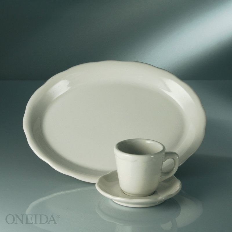 Plateaux noirs Caprice Manhattan, 11 5/8 po, par Buffalo
