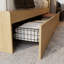 Structure de lit plateforme en bois massif avec tête de lit courbée et tiroirs de rangement coulissants, support en lattes de bois, aucun sommier nécessaire, design minimaliste pour les chambres modernes