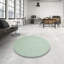 Tapis vert contemporain-1005578772