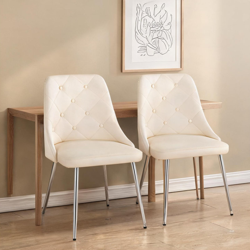 Ensemble de 2 chaises d'appoint avec dossier capitonné, revêtement en similicuir beige chaud et pieds en métal chromé pour la salle à manger ou le salon