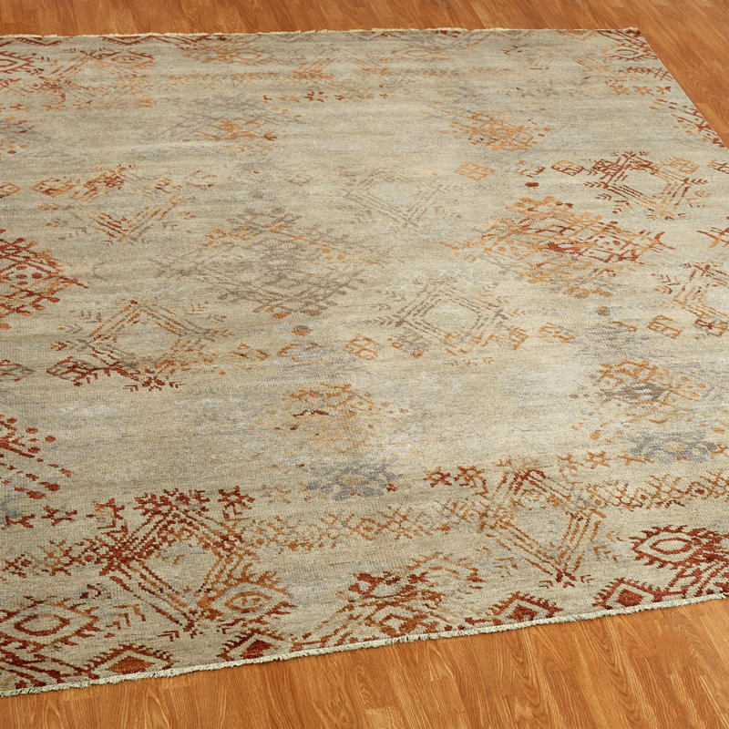 Enaysia Hand Knotted Southwestern Area Rug, Rectangle 2' x 3'