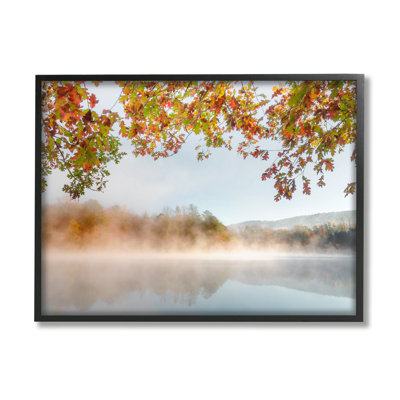 «Foggy Autumn Lake Landscape Fall Tree Leaf Surhang» par Danita Delimont - photographie