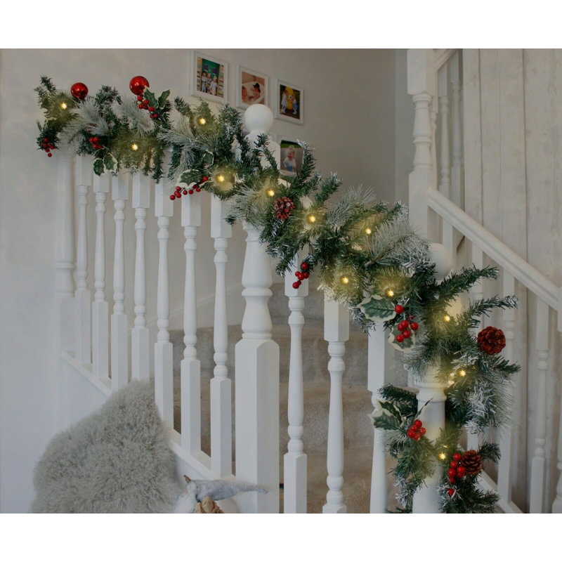274cm Lighted Garland with Lights
