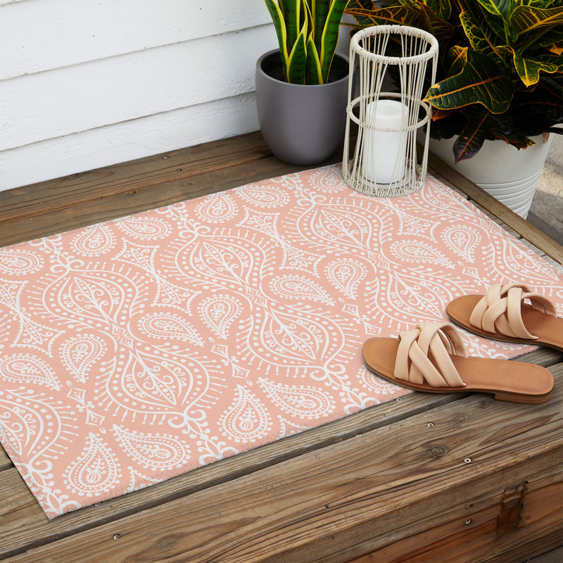 Damask Indoor / Outdoor Rug, Rectangle 2' x 3'