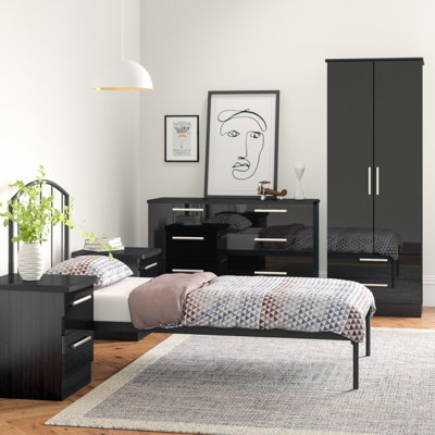 Yvette 4 Piece Bedroom Set
