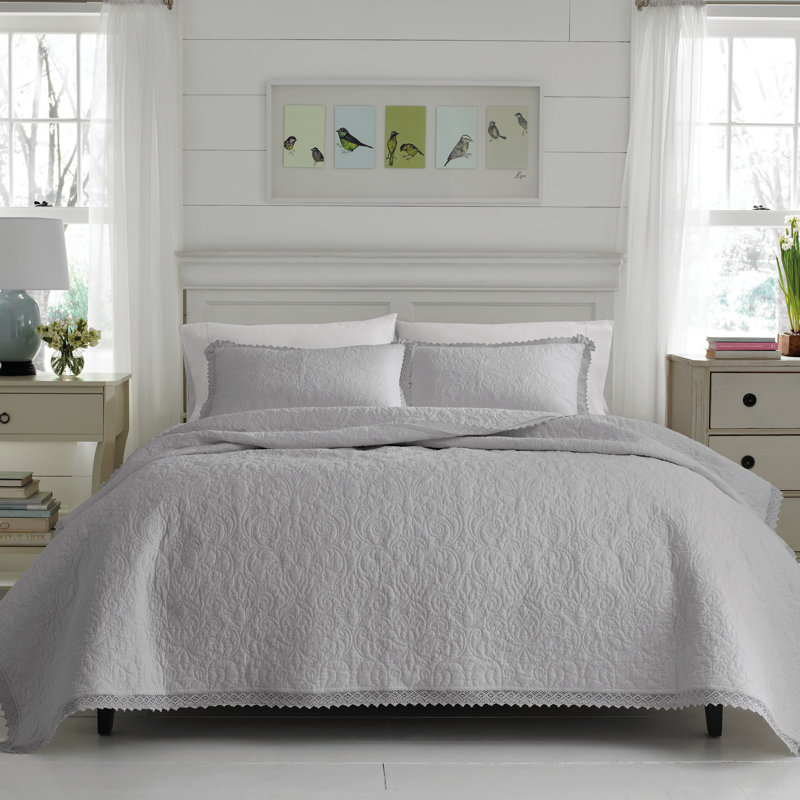 Laura Ashley Heirloom Crochet Cotton Reversible Quilt Set, Full/Queen Quilt + 2 Standard Shams, White