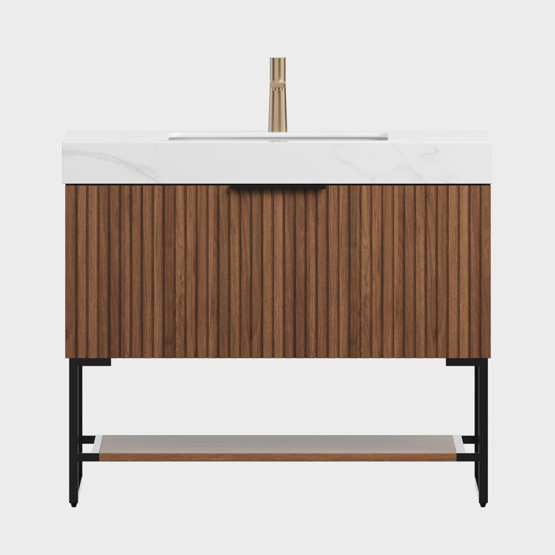 de salle de bain d'un pouce avec lavabo, comptoir en pierre frittée blanche de Carrare et lavabo encastré en céramique, armoire autoportante en contreplaqué de noyer foncé avec tiroir et tablette ouverte, style moderne et élégant