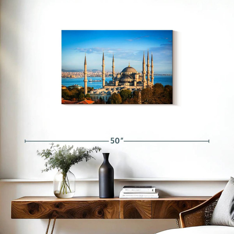 Nicci Mosque, 20" H x 30" W