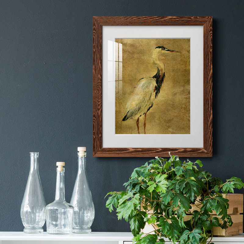 Gold Crane at Dusk I - impression, Papier avec cadre érable, H 37,5 po x l 27,5 po x P 1,5 po
