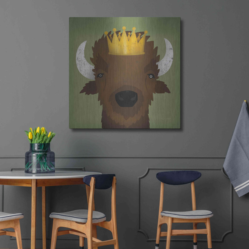 «Buffalo III with Crown» par Ryan Fowler, H 36 po x l 36 po