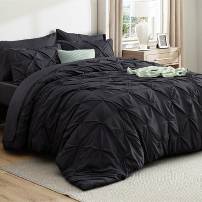 Bedsure Oversized King Burgundy Pintuck Bed-in-a-Bag - Black Pinch Pleat Comforter Set with Sheets, Pillowcases & Shams (Set of 7)