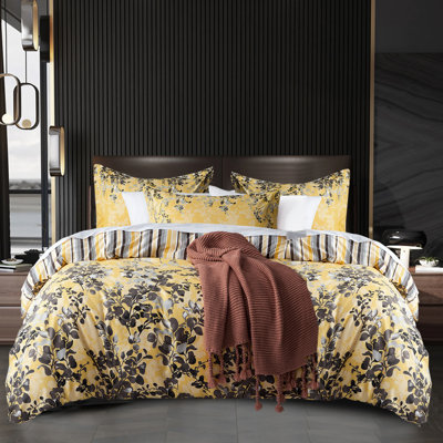 Microfiber Flora Reversible Duvet Cover with Pillowcases