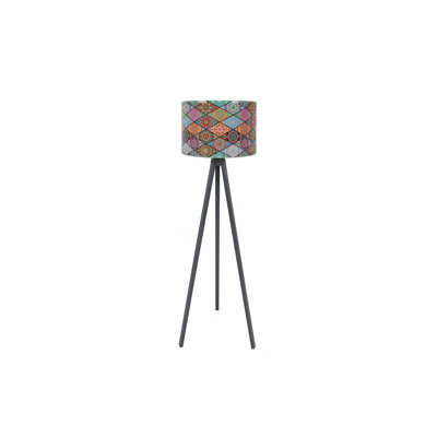 Lampe sur pied à panneau de fibres à densité moyenne de 70,1 po avec capuchon en polypropylène Ethnic Southwestern Diamètre du capuchon: 15 po, longueur de câble maximale: 78,7 po | Douille E27 (40 W maximum), interrupteur marche / arrêt, conception unique de mandala pour une décoration intérieure élégante