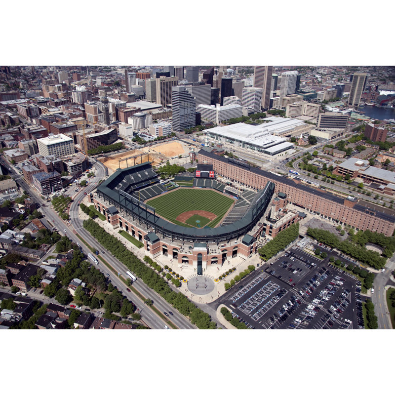 Camden Yards, H 16 po x l 24 po