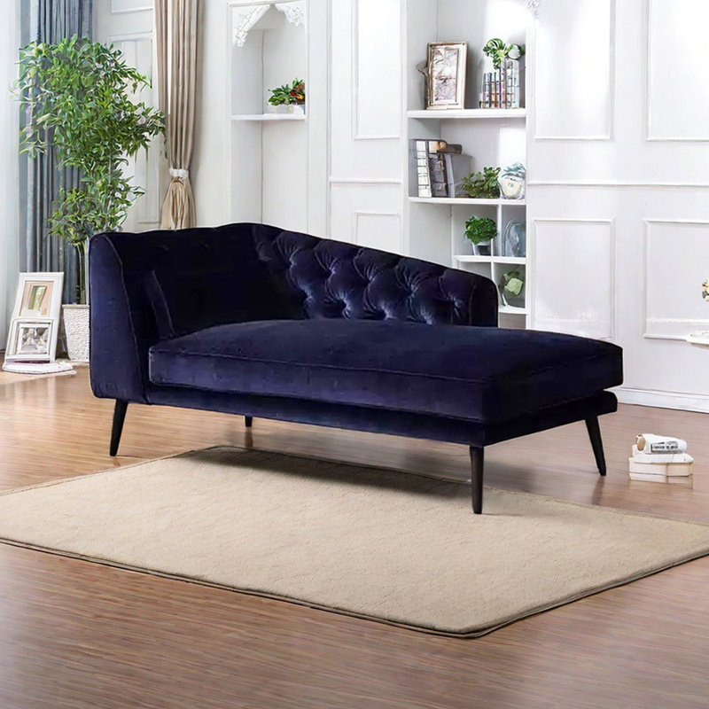 Lina, Orienté à gauche (vu de face), Mélange de polyester mauve foncé