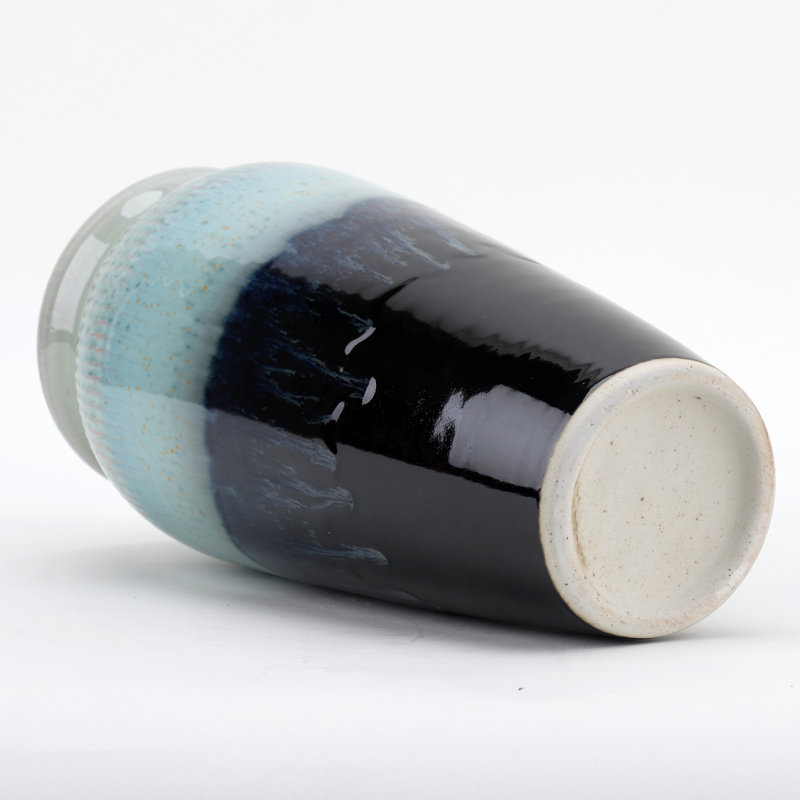 Porcelain Vase Transition Glaze