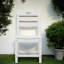 Chaises de patio compactes en PEHD blanc, polyvalentes et modernes à l'extérieur