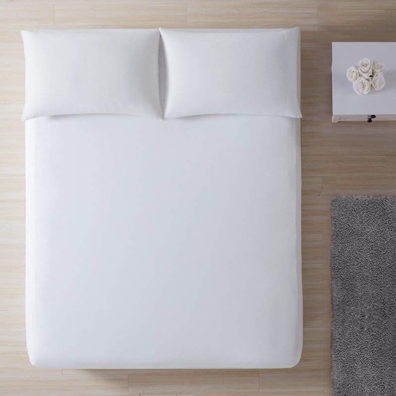 Queen White Waterproof Vinyl Fitted Mattress Protector