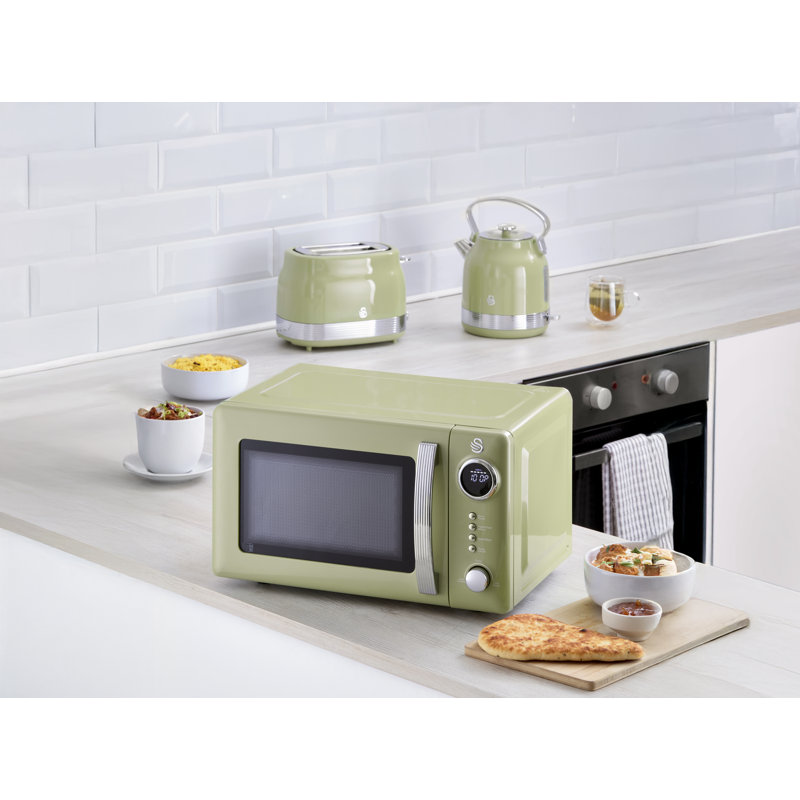 Swan Retro Kitchen Set, 1.7L Rapid Boil Traditional Kettle, 2 Slice Toaster and 20L Microwave, Green