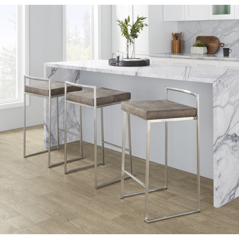 Tabouret de bar et de comptoir empilable Ernestine (ensemble de 3), Tabouret de comptoir (siège d'une hauteur de 27 p